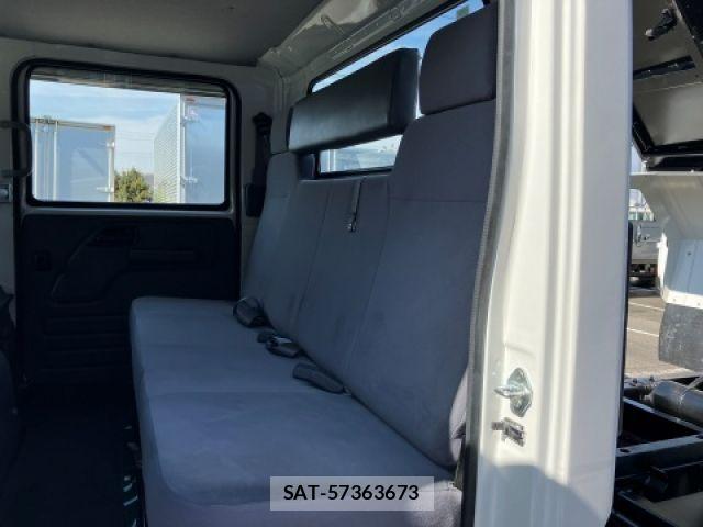 Isuzu ELF TRUCK 2016-03 5867112-24