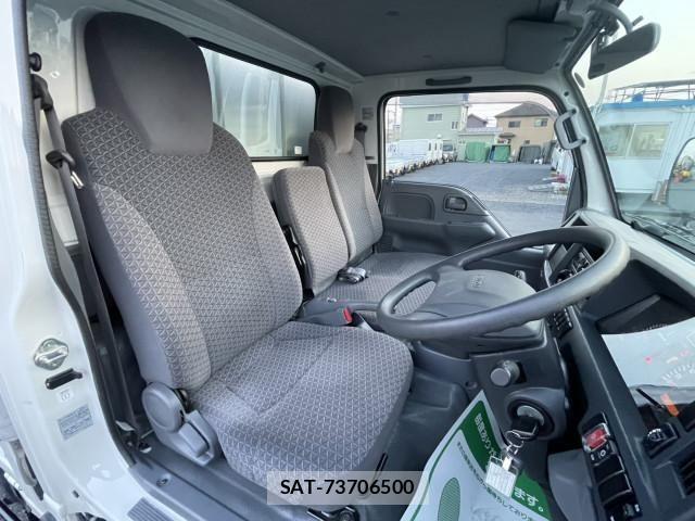 Isuzu ELF TRUCK 2019-04 5867113-20