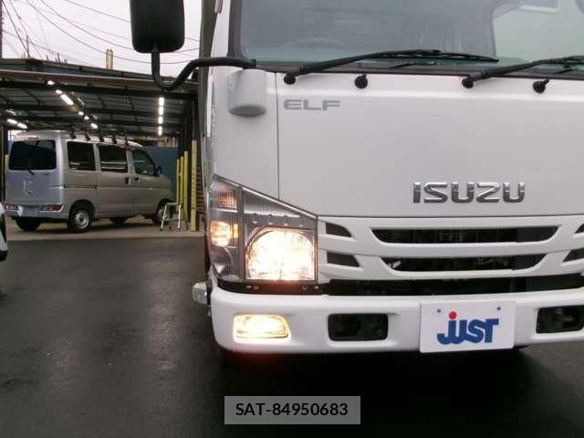 Isuzu ELF TRUCK 2018-12 5867131-12