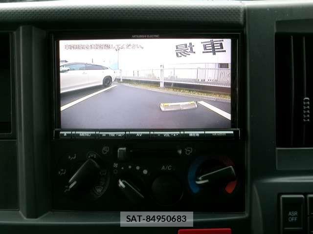 Isuzu ELF TRUCK 2018-12 5867131-4