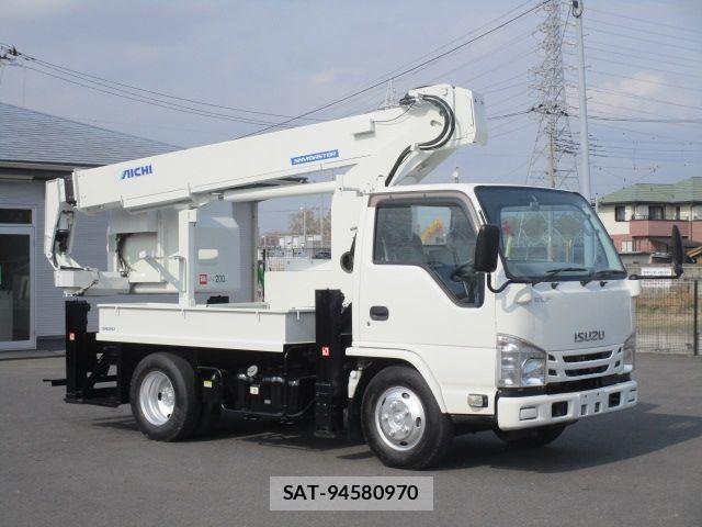 Isuzu ELF TRUCK 2017-08 5867095-1