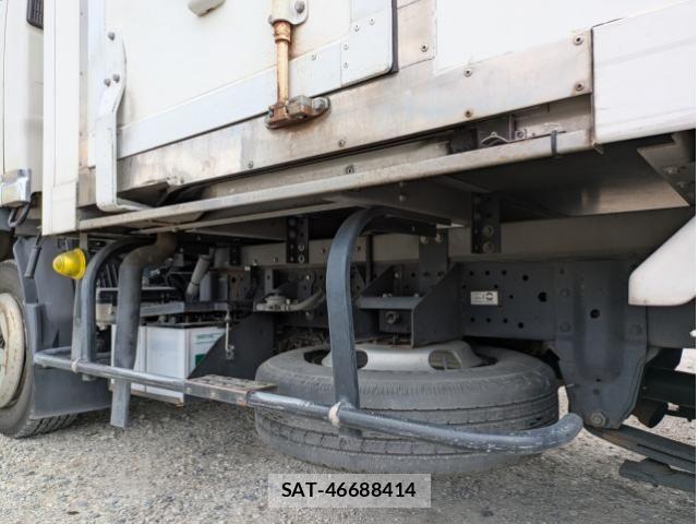 Isuzu ELF TRUCK 2019-02 5867129-24