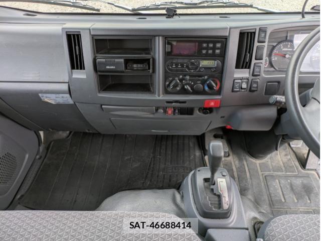 Isuzu ELF TRUCK 2019-02 5867129-26