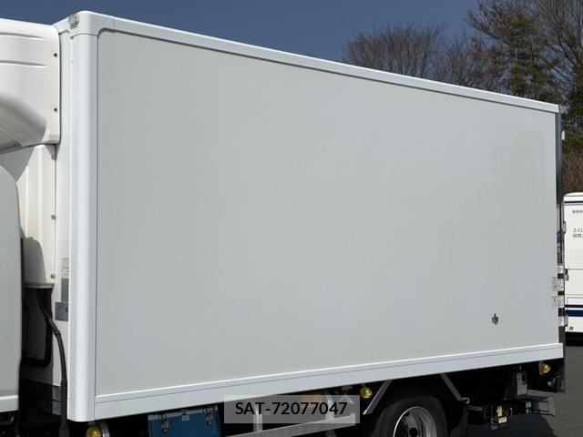 Isuzu ELF TRUCK 2016-09 5867139-9