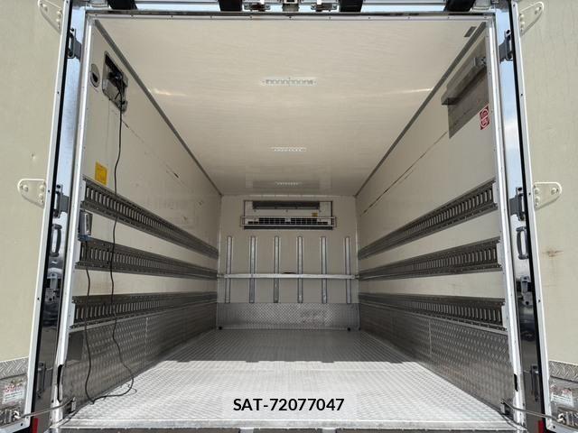 Isuzu ELF TRUCK 2016-09 5867139-18