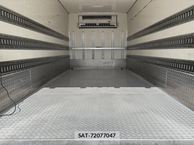 Isuzu ELF TRUCK 2016-09 5867139-19