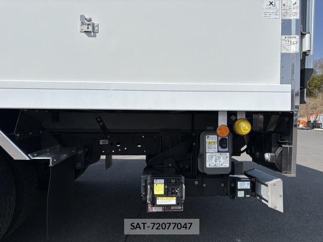 Isuzu ELF TRUCK 2016-09 5867139-29