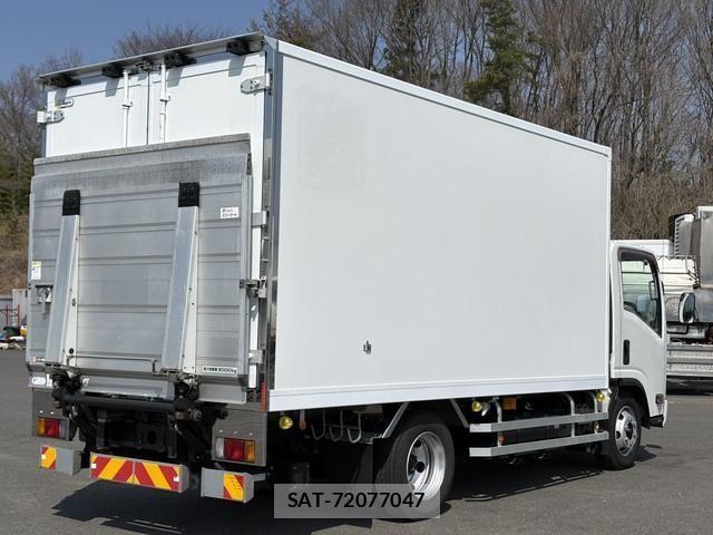 Isuzu ELF TRUCK 2016-09 5867139-7