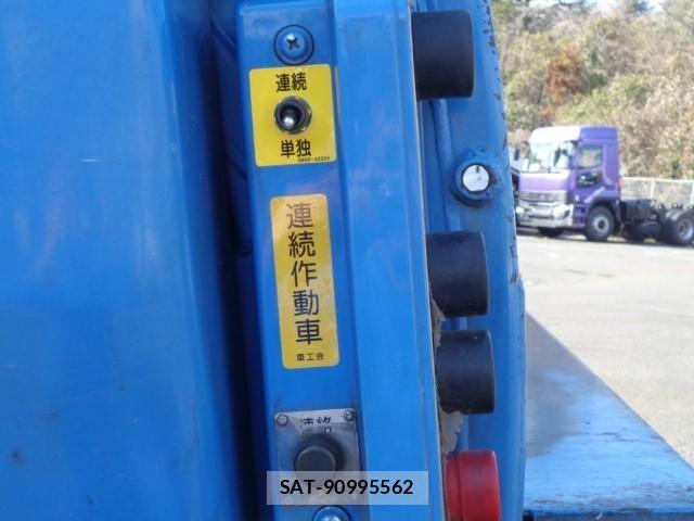 Isuzu ELF TRUCK 2017-09 5867126-11