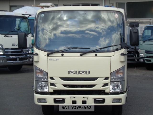 Isuzu ELF TRUCK 2017-09 5867126-2