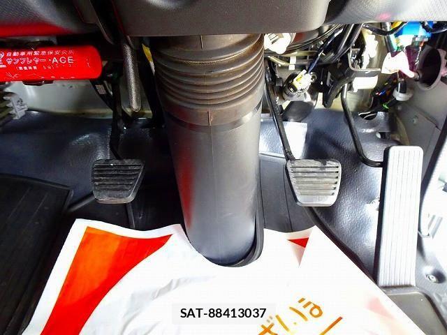 Isuzu ELF TRUCK 2022-07 5867109-15
