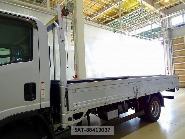 Isuzu ELF TRUCK 2022-07 5867109-21