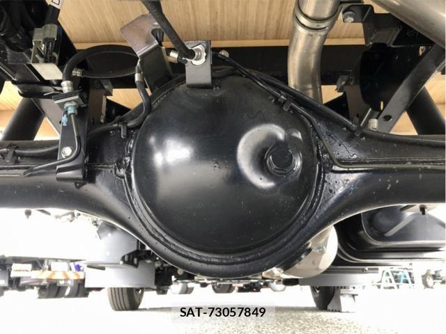 Isuzu ELF TRUCK 2025-07 5867111-8