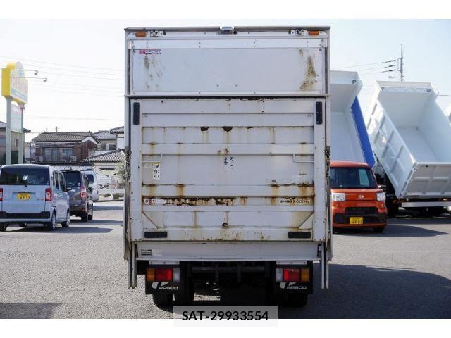 Isuzu ELF TRUCK 2019-02 5867153-3