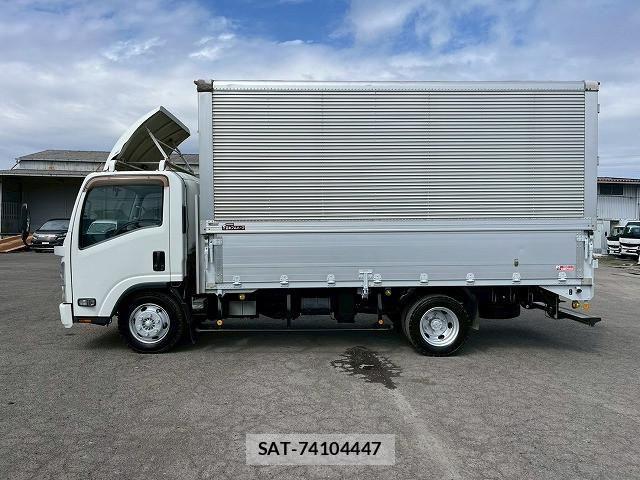 Isuzu ELF TRUCK 2014-01 5867163-9