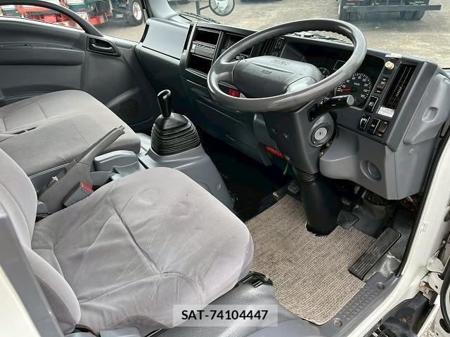 Isuzu ELF TRUCK 2014-01 5867163-20