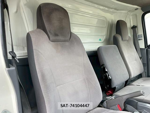 Isuzu ELF TRUCK 2014-01 5867163-21