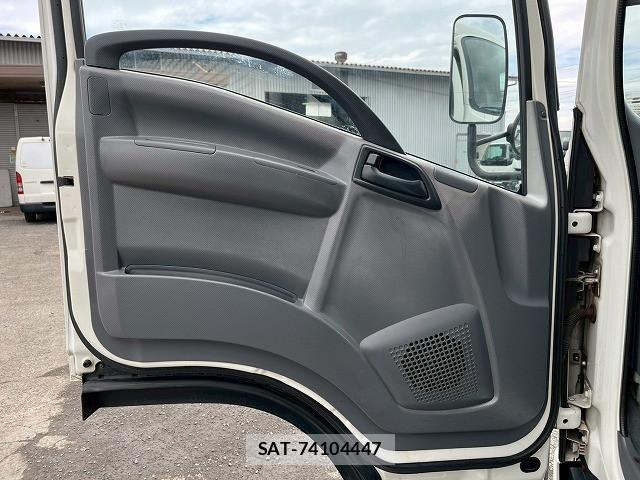 Isuzu ELF TRUCK 2014-01 5867163-23