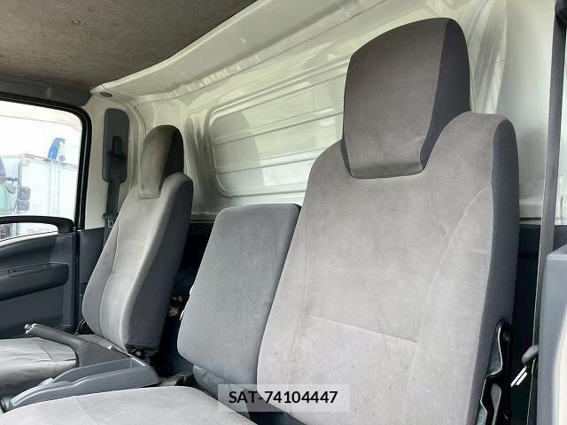 Isuzu ELF TRUCK 2014-01 5867163-25