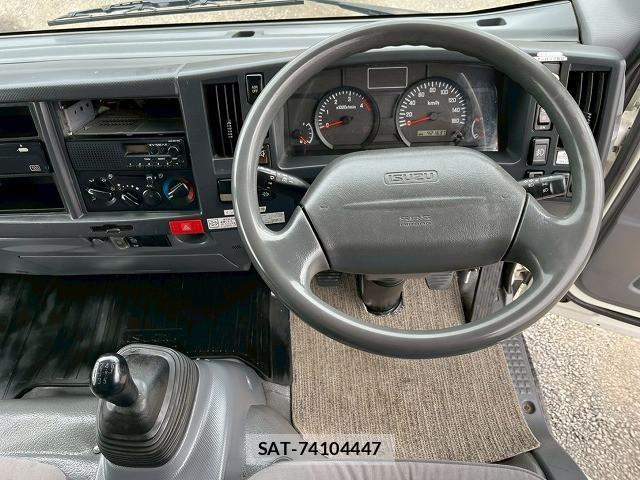 Isuzu ELF TRUCK 2014-01 5867163-27