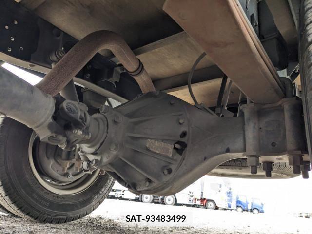 Isuzu ELF TRUCK 2016-02 5867181-15