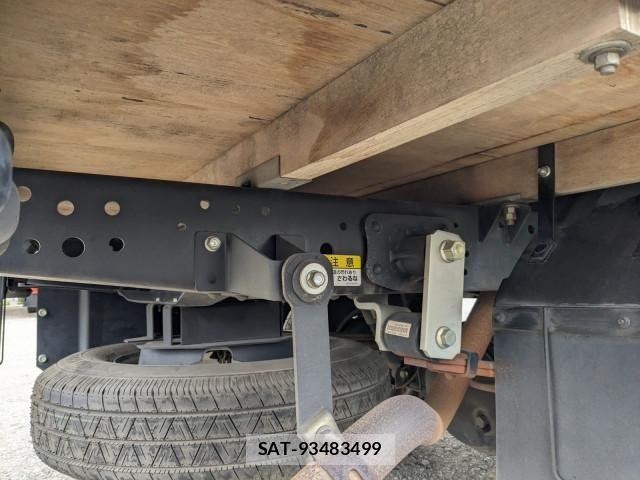 Isuzu ELF TRUCK 2016-02 5867181-18