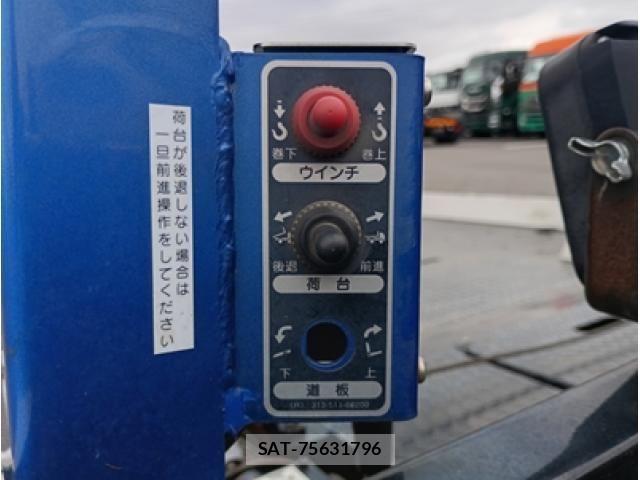 Isuzu ELF TRUCK 2020-05 6004622-15