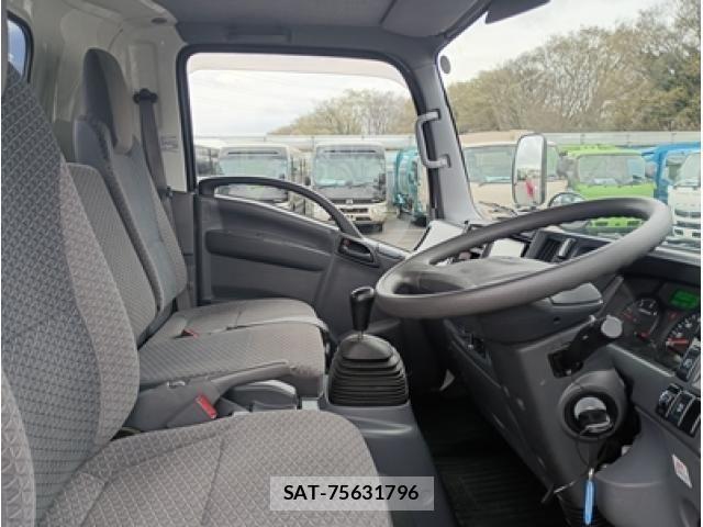 Isuzu ELF TRUCK 2020-05 6004622-22