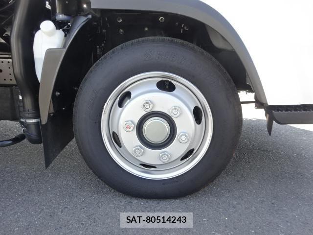 Isuzu ELF TRUCK 2025-03 6004615-27