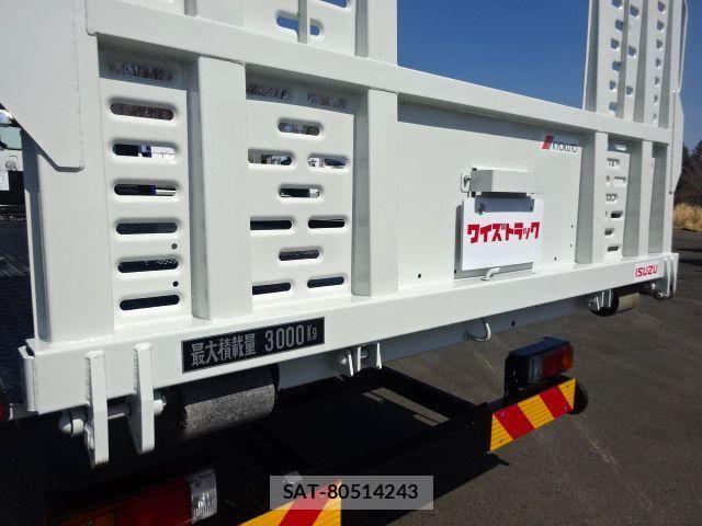 Isuzu ELF TRUCK 2025-03 6004615-8