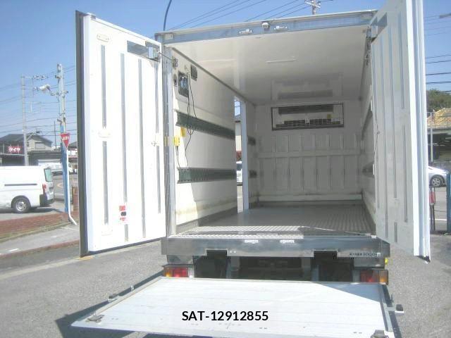Isuzu ELF TRUCK 2017-02 6004684-11