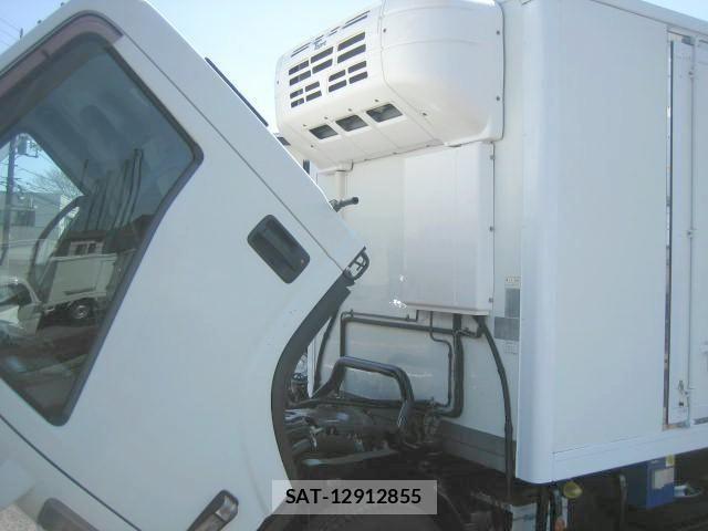 Isuzu ELF TRUCK 2017-02 6004684-24