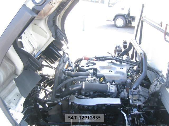 Isuzu ELF TRUCK 2017-02 6004684-25