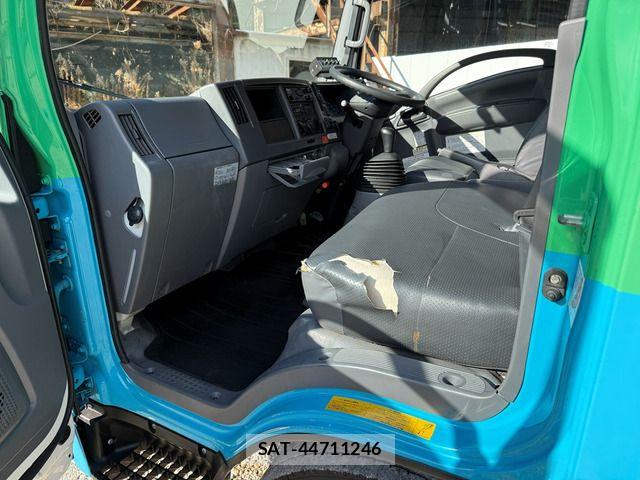 Isuzu ELF TRUCK 2020-09 6004638-15