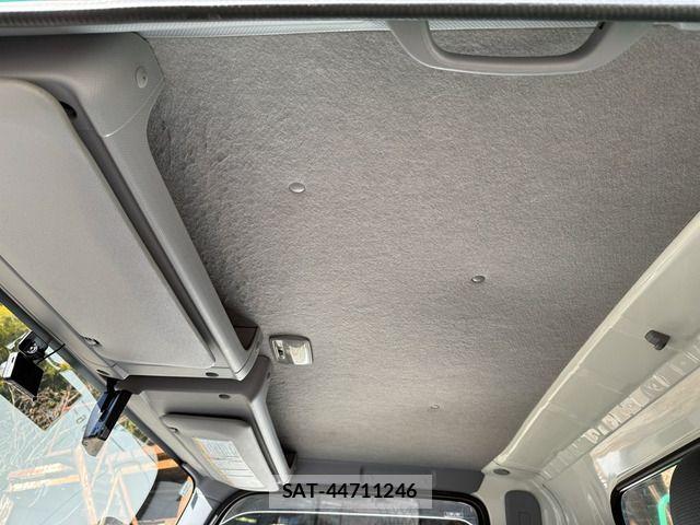 Isuzu ELF TRUCK 2020-09 6004638-18