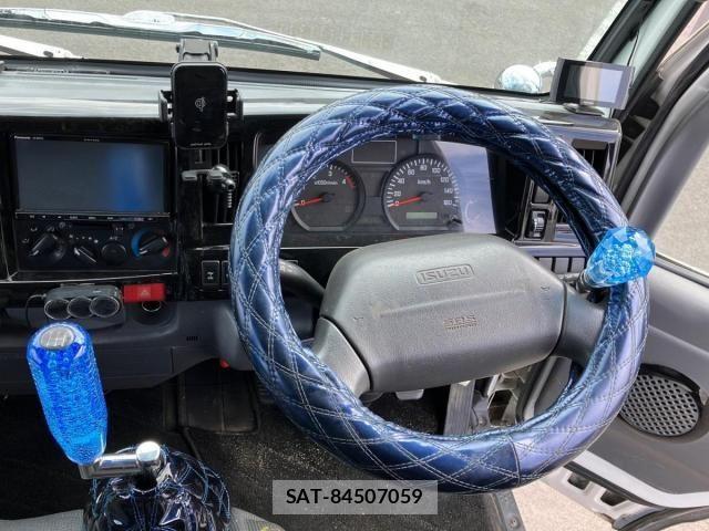 Isuzu ELF TRUCK 2014-09 6004802-17