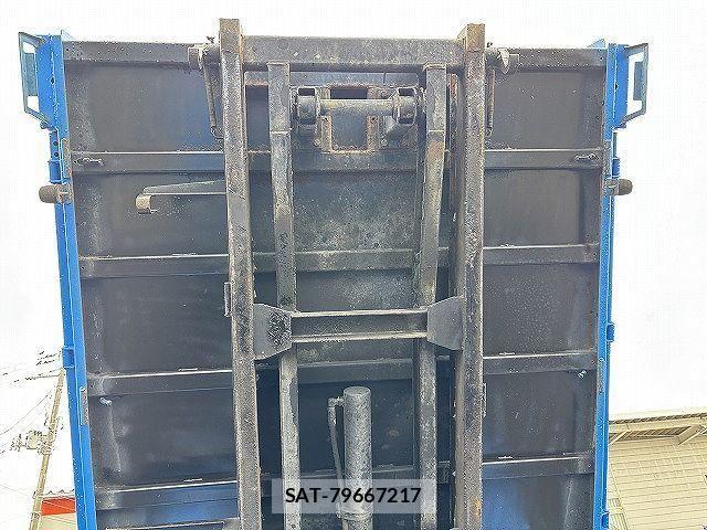 Isuzu ELF TRUCK 1997-02 6004766-7