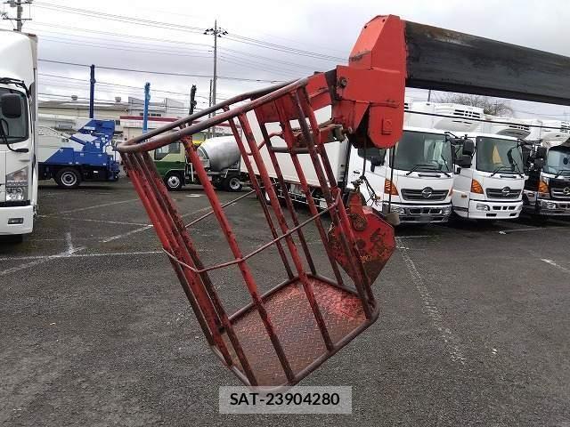 Isuzu ELF TRUCK 2002-03 6004721-14
