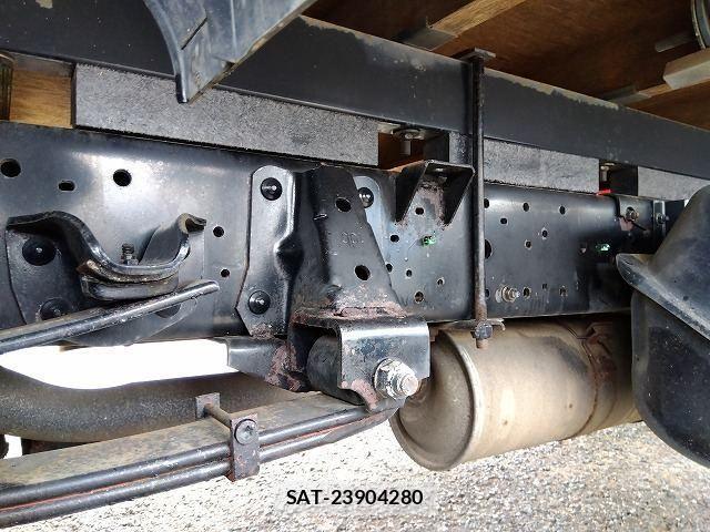 Isuzu ELF TRUCK 2002-03 6004721-21