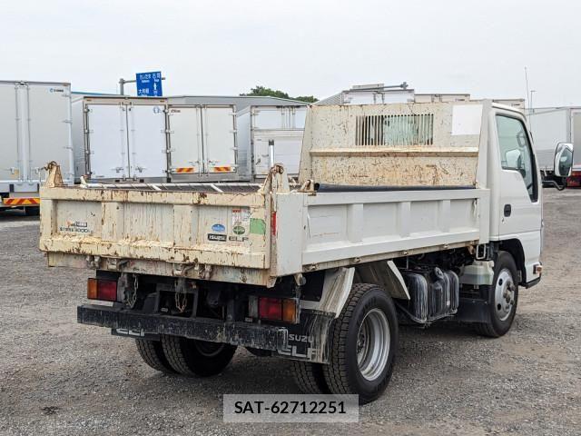 Isuzu ELF TRUCK 2019-08 6004700-3