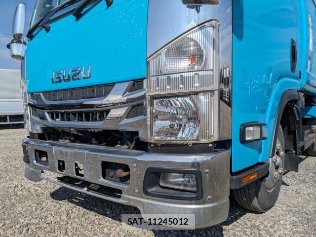 Isuzu ELF TRUCK 2019-08 6004618-25