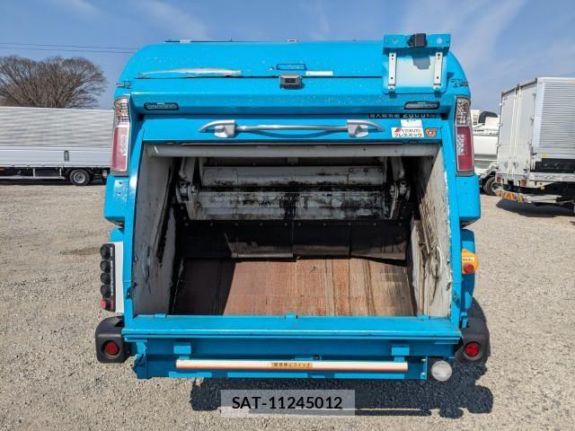 Isuzu ELF TRUCK 2019-08 6004618-8