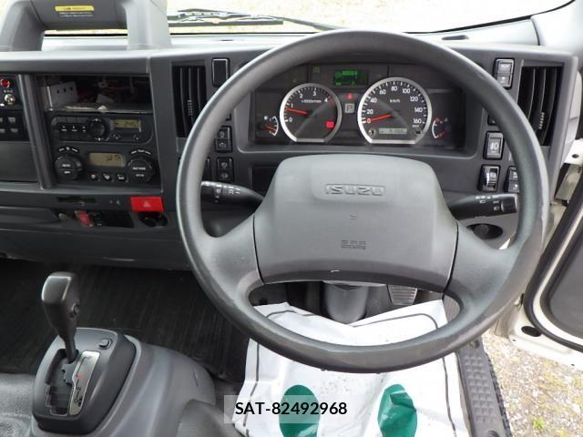 Isuzu ELF TRUCK 2021-01 6004750-8