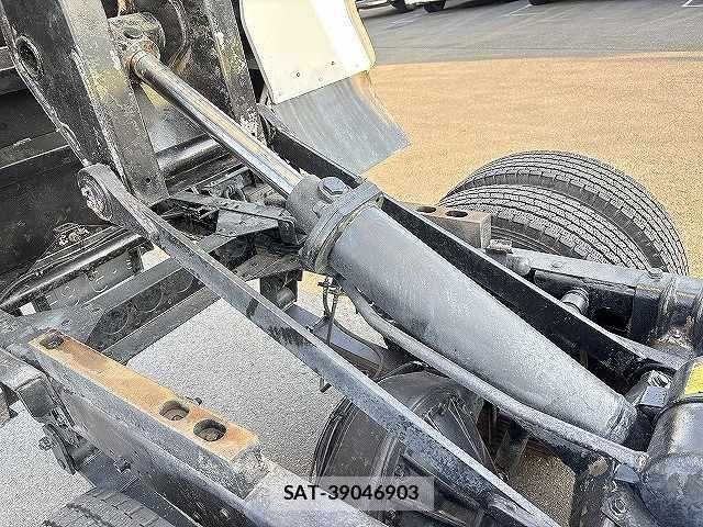 Isuzu ELF TRUCK 2009-09 6004791-9