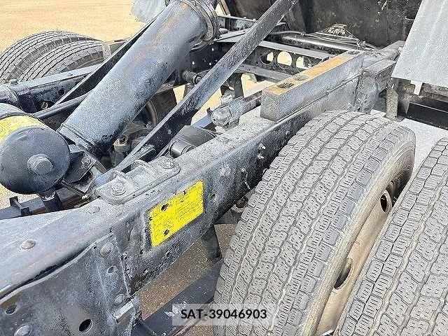 Isuzu ELF TRUCK 2009-09 6004791-16
