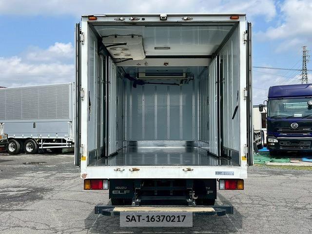 Isuzu ELF TRUCK 2019-03 6004782-9