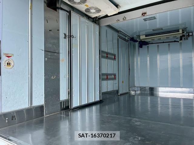 Isuzu ELF TRUCK 2019-03 6004782-14