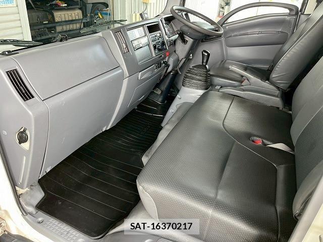 Isuzu ELF TRUCK 2019-03 6004782-22
