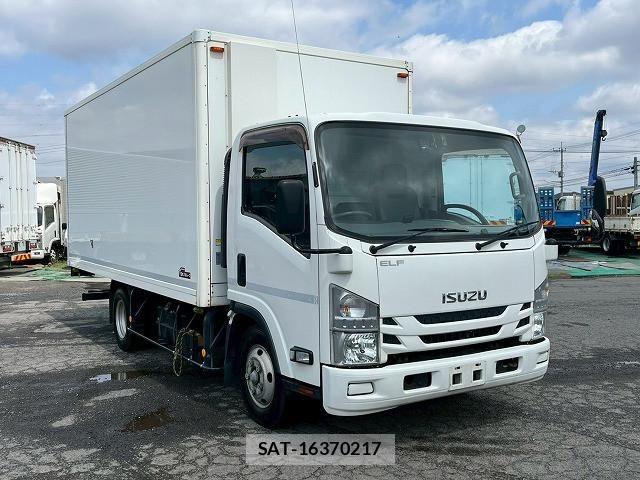 Isuzu ELF TRUCK 2019-03 6004782-3