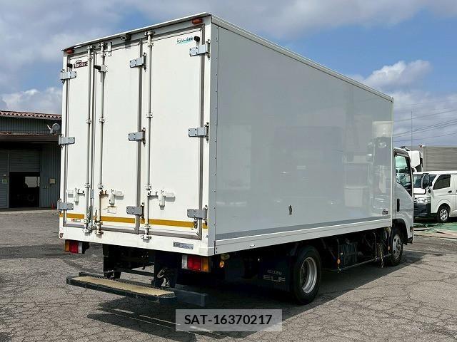 Isuzu ELF TRUCK 2019-03 6004782-5